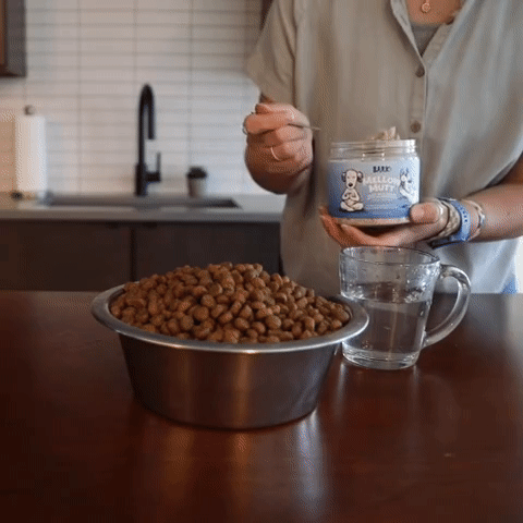Mellow Mutt Goat Milk Dog Treats with Blueberries for Relaxation